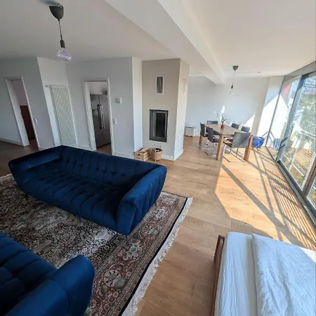 Large With Beautiful Views Apartman