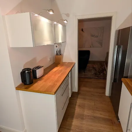 Large With Beautiful Views * Marburg