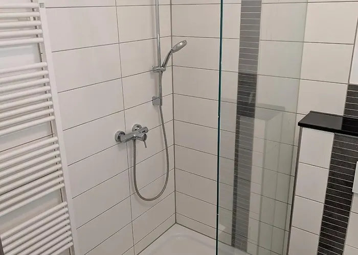 Large With Beautiful Views Appartement Marburg